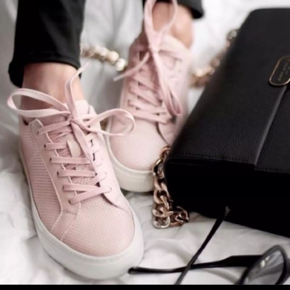 Greats Brooklyn Royale Blush Pink Perforated Leather Sneakers Sz 7 - Picture 12 of 13